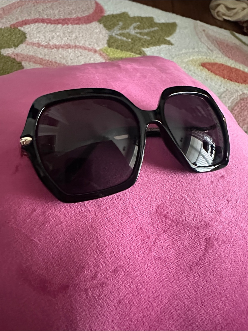 Foster Grant Oversized Black Square Women's Sunglasses